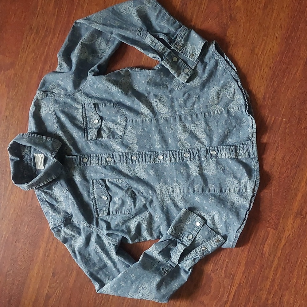 Levi's button down
